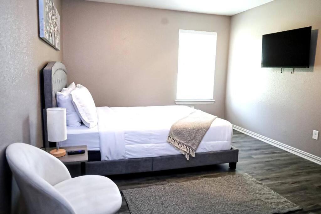 Comfy Two-Bedroom Apartment In 阿林顿 外观 照片
